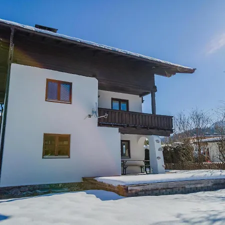 Berg Und Bach Chalet Kirchberg in Tirol